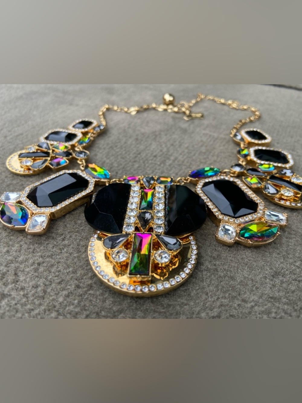 KATE SPADE NEW YORK Vintage JACKPOT JEWELS Statement NECKLACE Gemstones Chunky